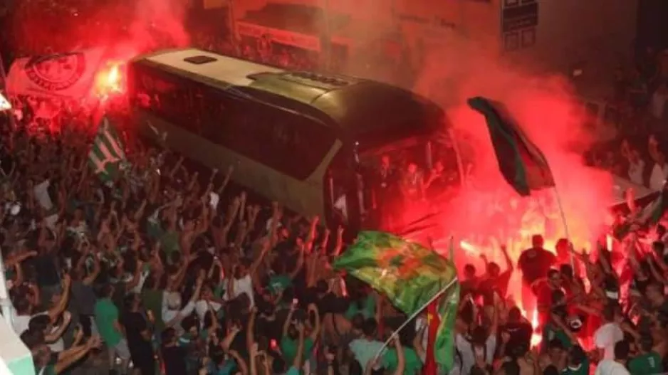 Fan Club Lakatamia ενόψει Ολυμπιακού