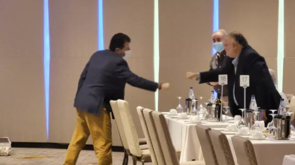 Πρόεδρος σε... Πρόεδρο!