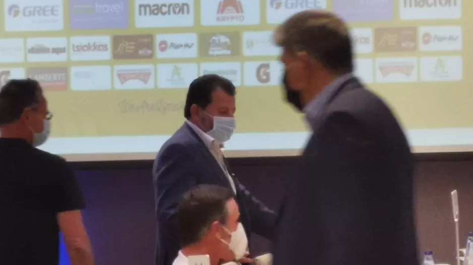 Έριξε... αστείο στο φινάλε!!