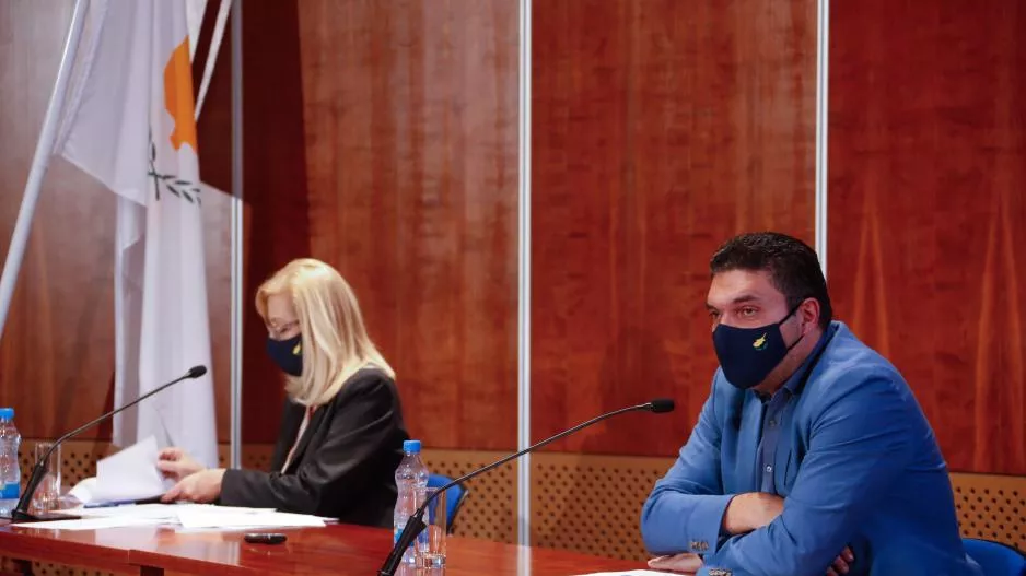 Αυτοί οι εργαζόμενοι θα διακινούνται από & προς Λεμεσό και Πάφο