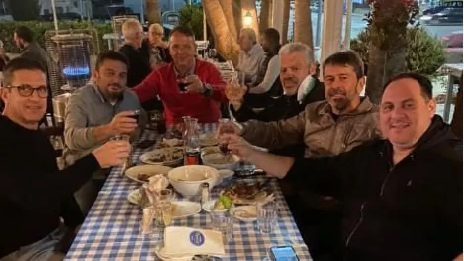 ΑΤΑΚΑ Τορναρίτη για το "τραπέζωμα" από Πετράκη