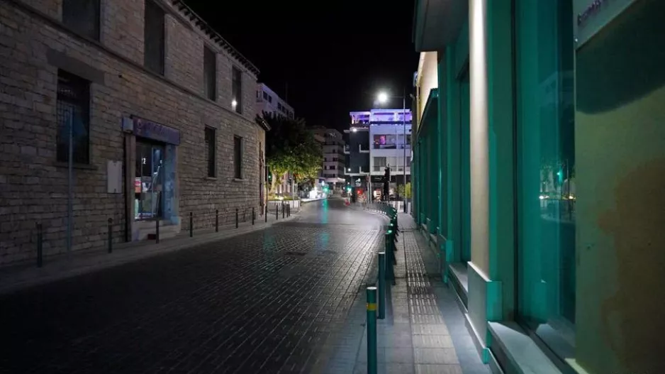 Ίσως συνεχιστεί το lockdown στη Λεμεσό/"Ξεκλειδώνει" η Πάφος
