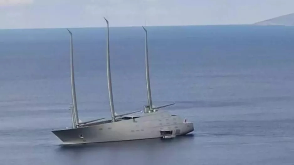 Στην Αγία Νάπα το "διαστημικό" yacht των 400.000.000 ευρώ! (βίντεο/φώτο)