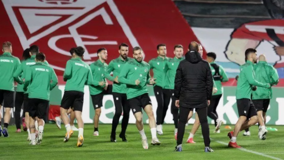 (ΦΩΤΟΣ) Η προπόνηση της Ομόνοιας στο Estadio Nuevo Los Carmenes