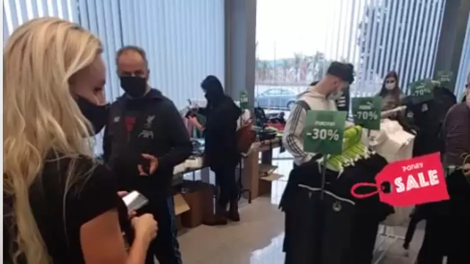 Ανταποκρίνονται οι Ομονοιάτες/ΦΩΤΟΣ από μπουτίκ