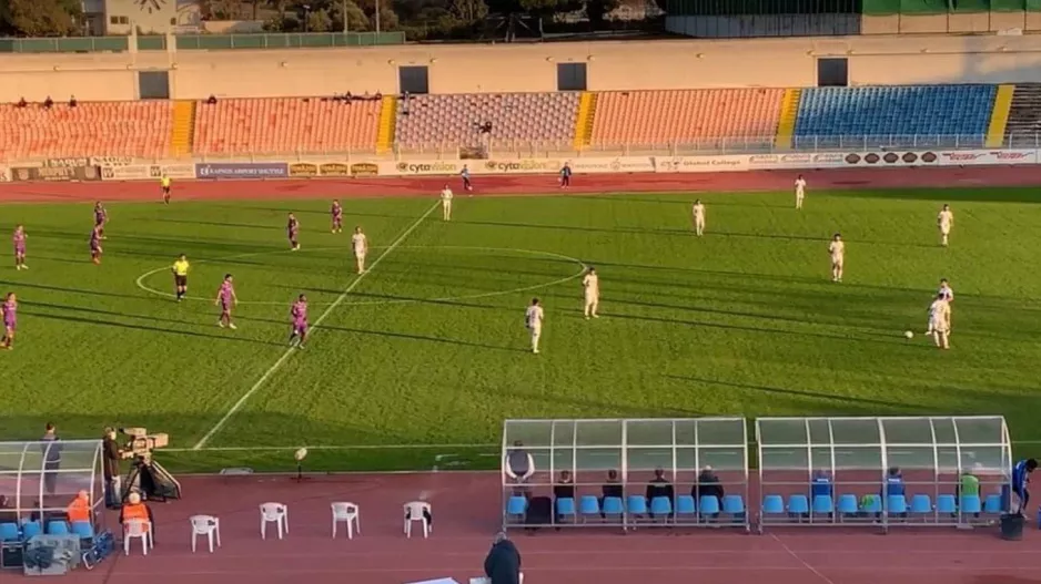 Μονόλεπτη διαμαρτυρία αδράνειας στο ΜΑΚ (βίντεο)