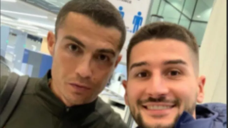 Ο Τσόλακ πόζαρε χαμογελαστός με τον Κριστιάνο Ρονάλντο 