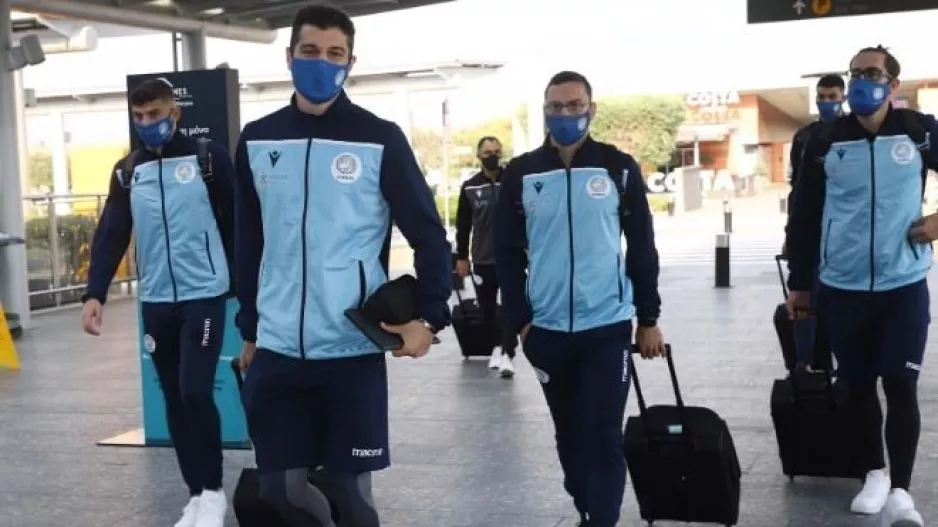 "Πετάει" για Μαυροβούνιο/ΕΚΤΟΣ τρεις