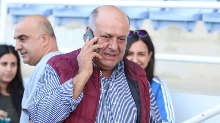 Ίσως το πάρει πάνω του ο Κίκης