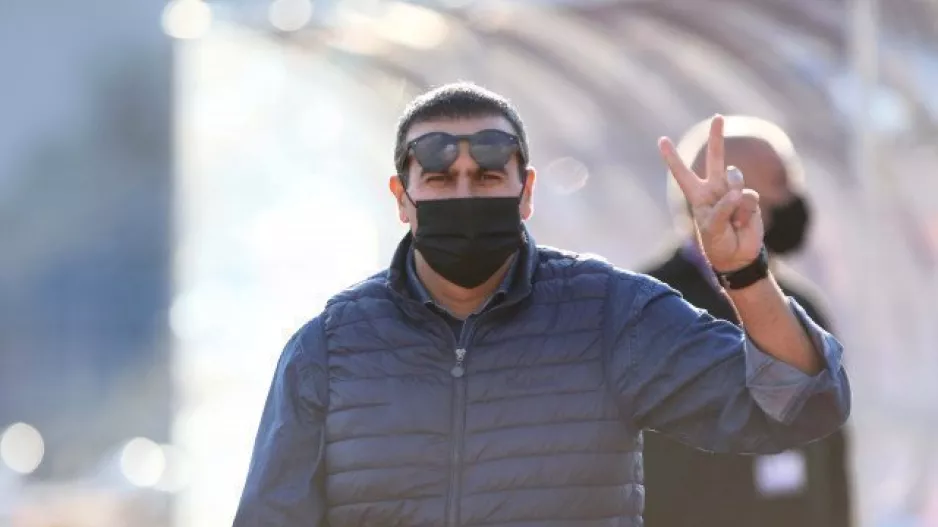 Με... πάθος
