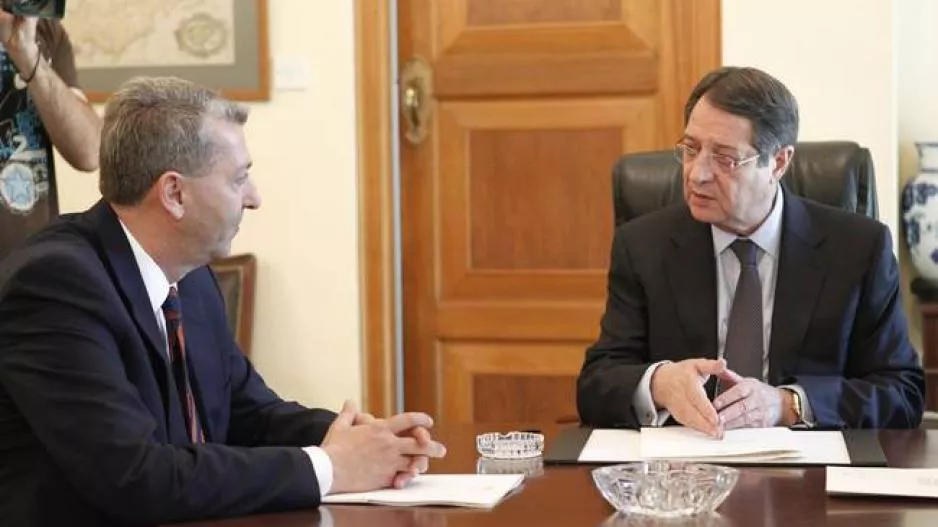 Λιλλήκκας...