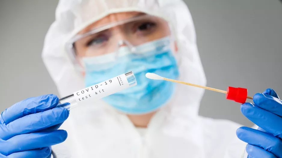 ΚΥΠΡΟΣ/Τρεις θάνατοι, 424 νέα περιστατικά (+213 από rapid)
