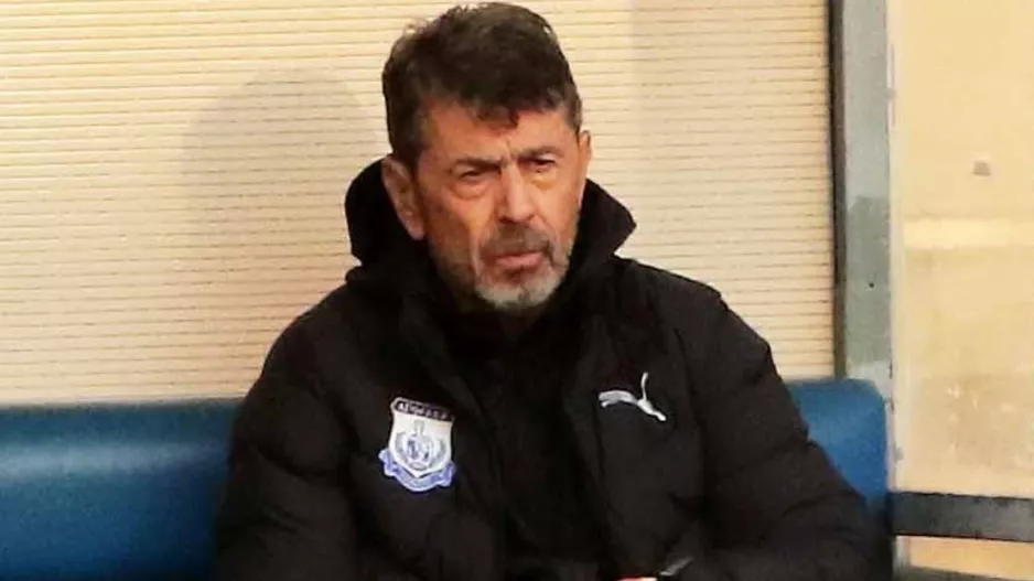 Νέο λουκ/Απόλλων