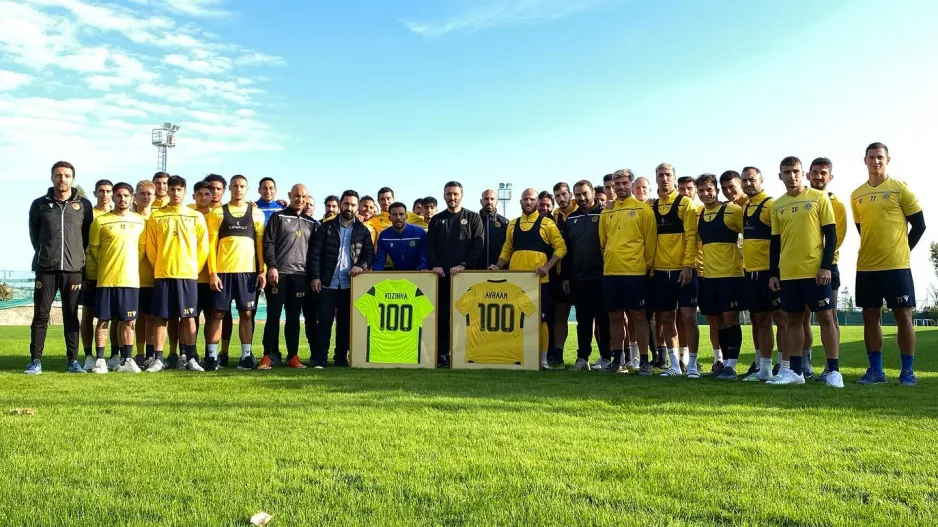 Πόζα με τους 100άρηδες 
