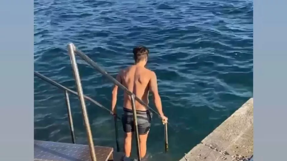 Βουτιές/Δεκέμβριος 