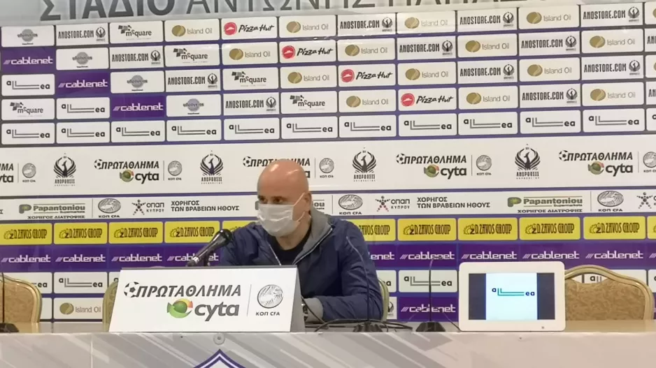 ΤΙΜΟΥΡ: "Περήφανος για τους παίκτες μου/Ναι, ψάχνουμε για μεταγραφές"
