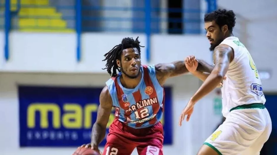 Πλήγμα με Demarkus Stuckey