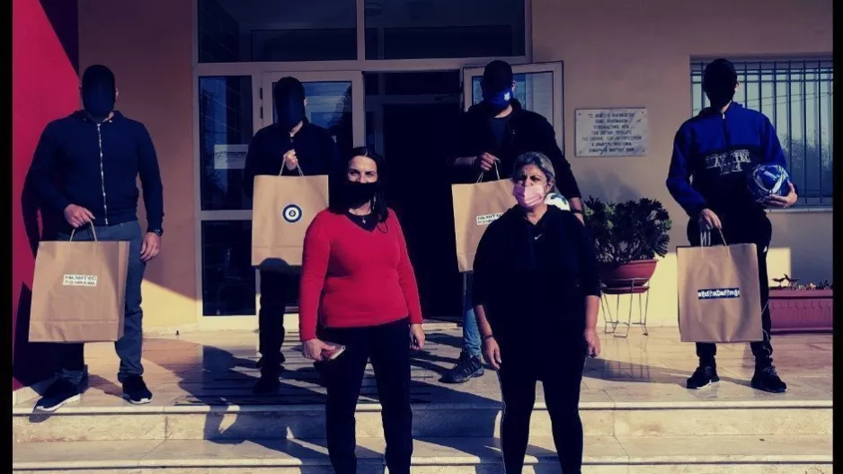 Δώρα από τους ΜΑΧΗΤΕΣ
