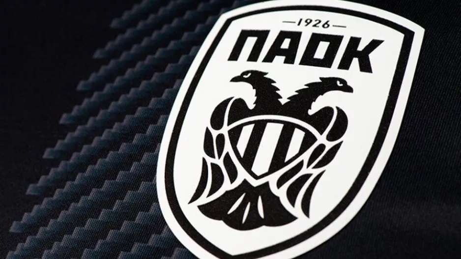 Καταθέτει μήνυση και αγωγή - "Ο αντρούκλας Καραπαπάς..."