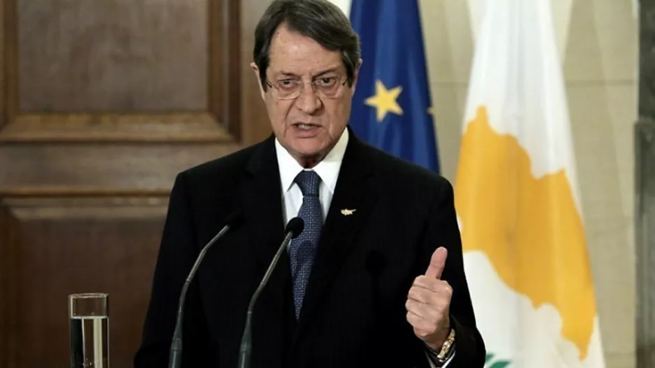 Τη Δευτέρα ο ΠτΔ θα κάνει το εμβόλιο