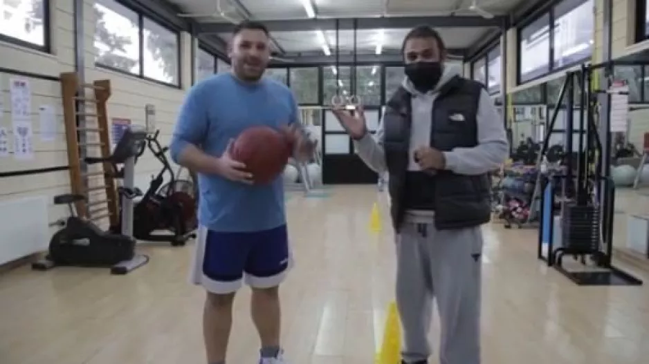 Challenge με δώρο... Αντετοκούνμπο! (βίντεο)