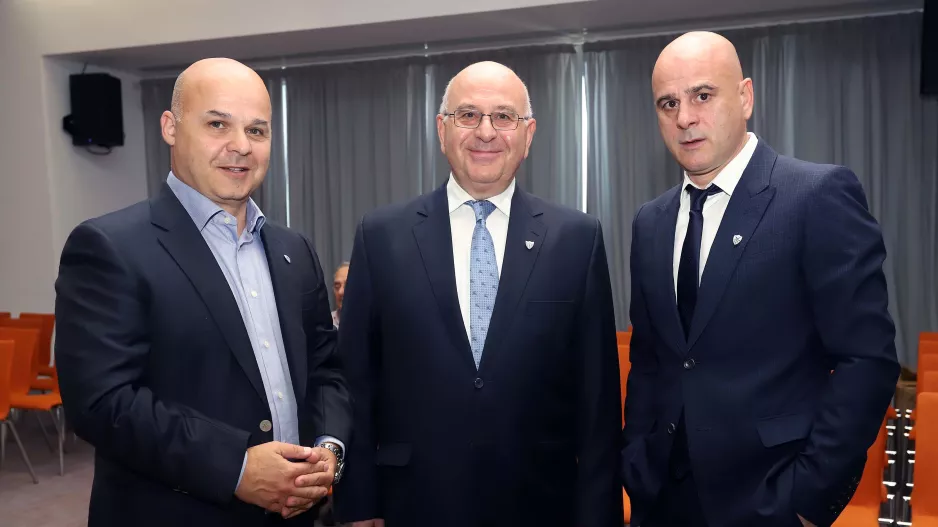 Μεταγραφικά και όχι μόνο έπεσαν στο τραπέζι