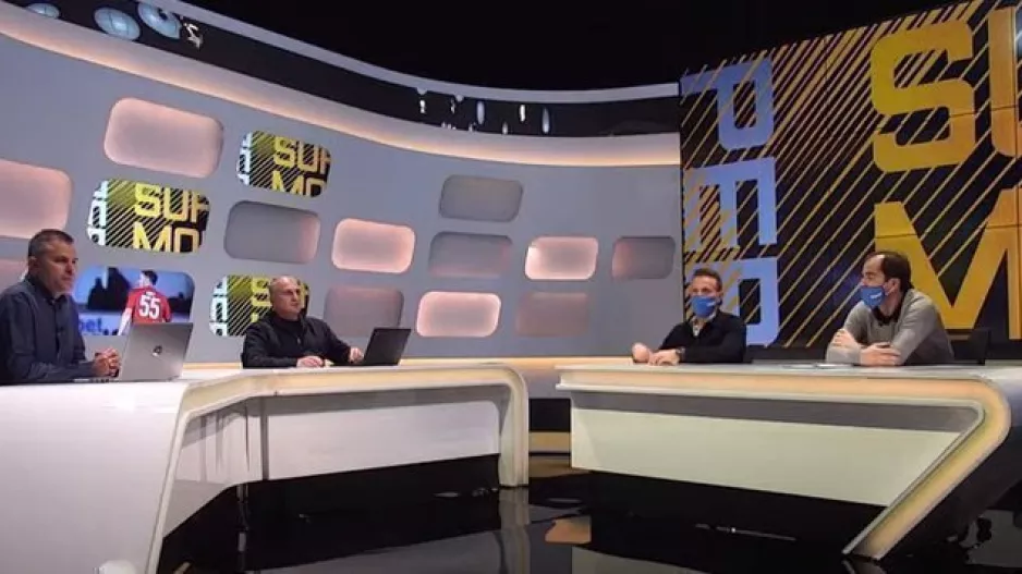 Σχόλιο/ΥΠΕΡ του VAR
