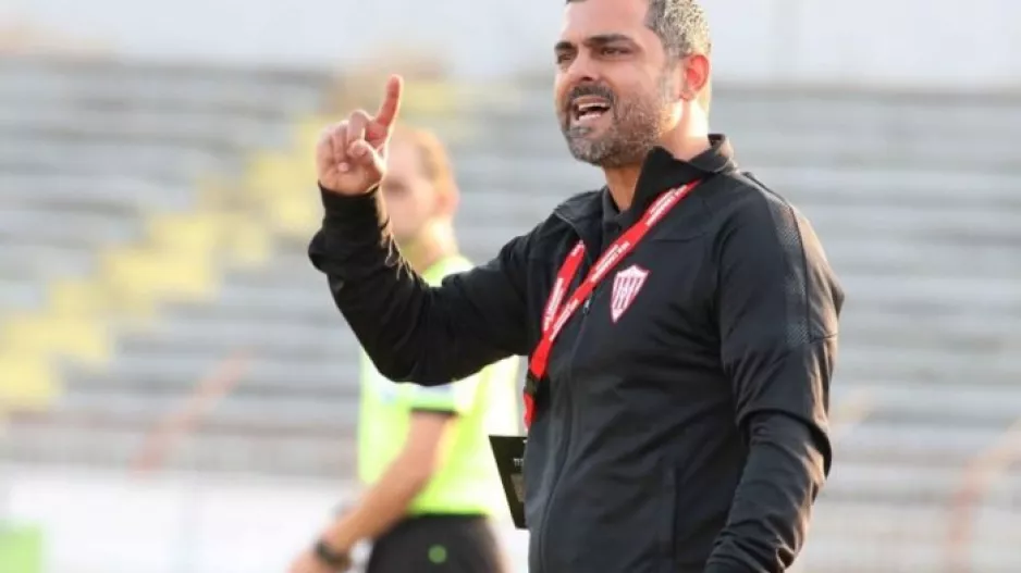 Ψάχνει στόπερ...