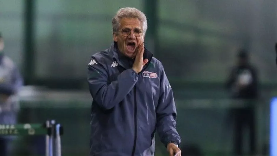 Στέλνει επιστολή σε FIFA - UEFA υπέρ Κολτσέσκου