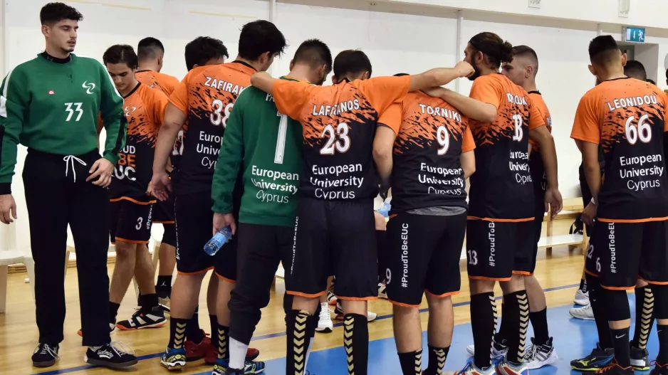 Ακάθεκτο το Ευρωπαϊκό Πανεπιστήμιο