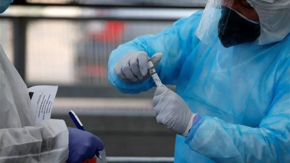 (Κύπρος) Δύο θάνατοι και 324 νέα κρούσματα (+202 από rapid) 