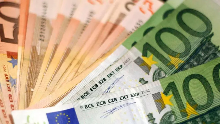 Έξτρα €200 ευρώ θα πάρουν οι φοιτητές για Χριστούγεννα