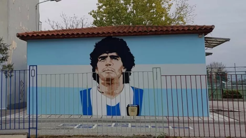 Πάει για σβήσιμο τελικά το γκράφιτι με τον Μαραντόνα