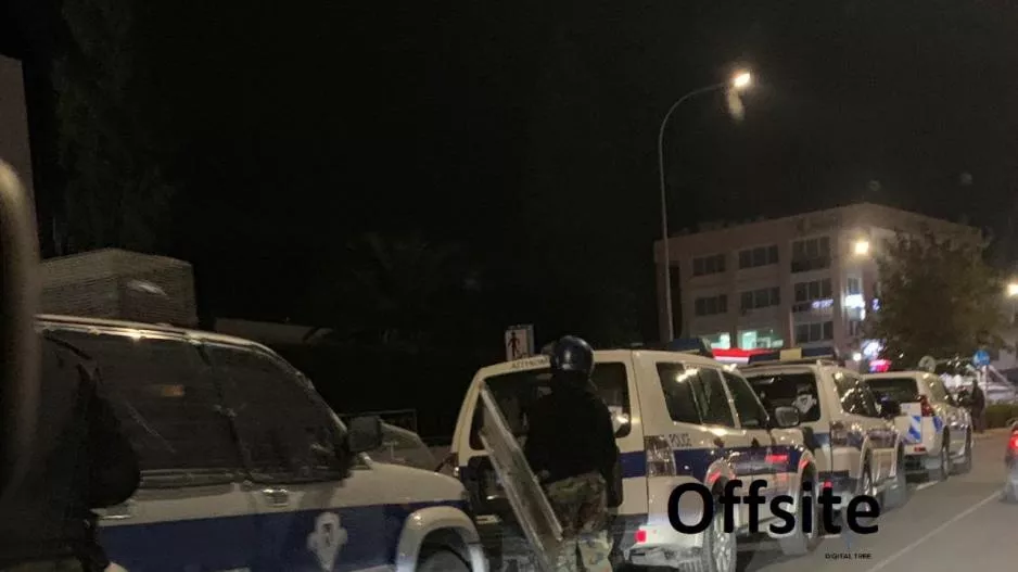 Λευκωσία: Επεισόδια έξω από σταθμό ΜΜΕ