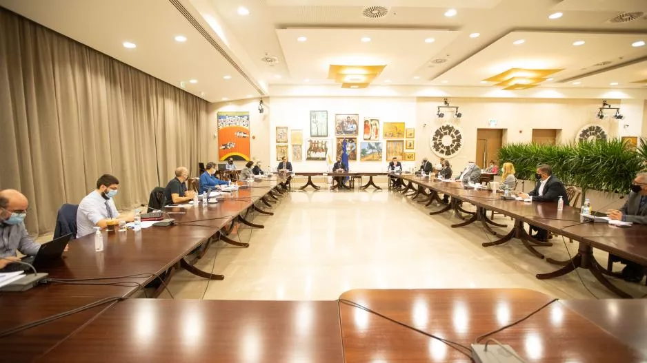 Έκτακτο Υπουργικό την Τετάρτη/Ερχονται νέα μέτρα