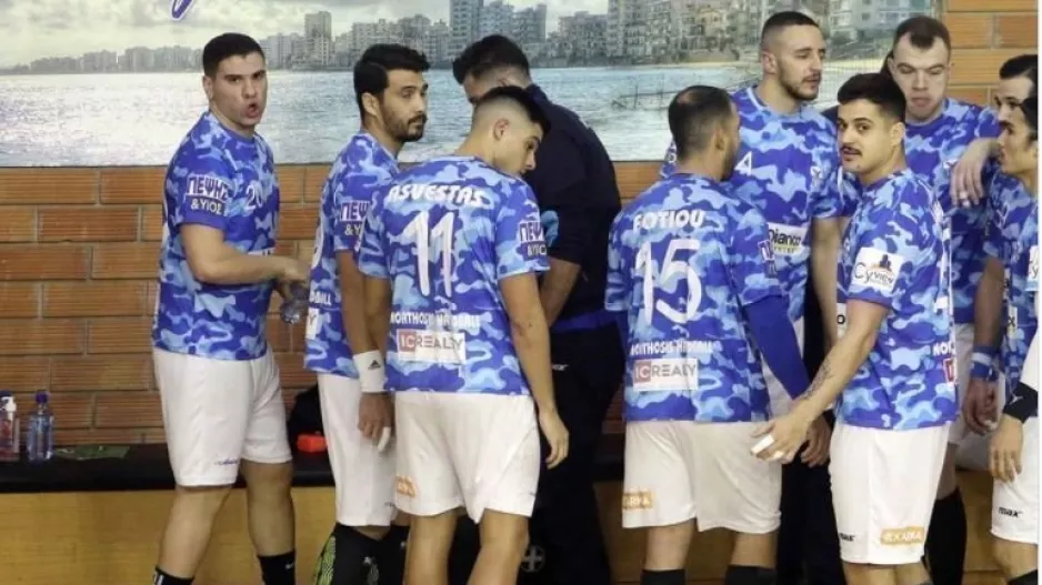 ΜΑΧΗΤΕΣ: "Μάγκες, τους διέσυραν και τους ταπείνωσαν" 