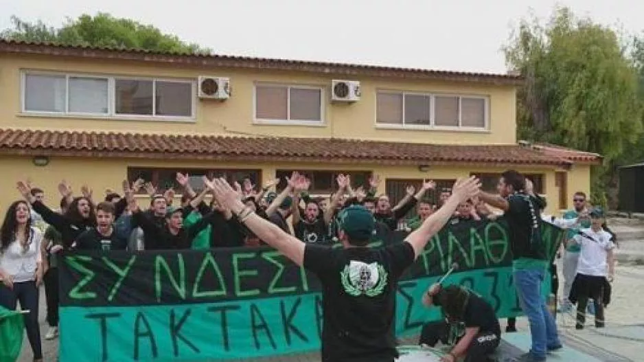"Αν απλά είστε ανίκανοι γυρίστε στα σπίτια σας" (ΒΙΝΤΕΟ)