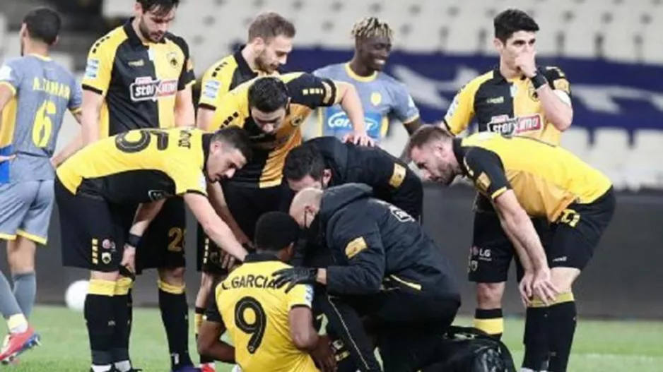 Χωρίς Γκαρσία και Σιμάνσκι η προπόνηση της ΑΕΚ
