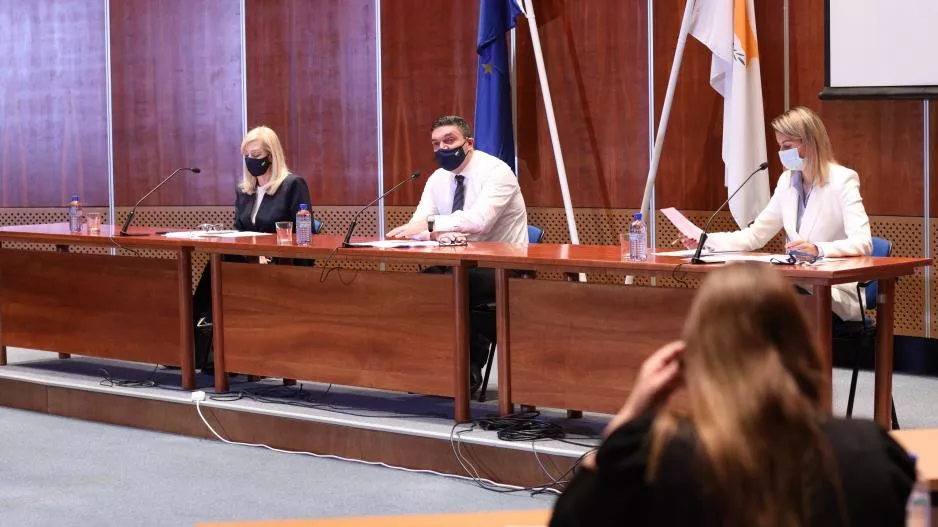 Tα 8 νέα σχέδια για εργαζόμενους, αυτοτελώς & ανέργους