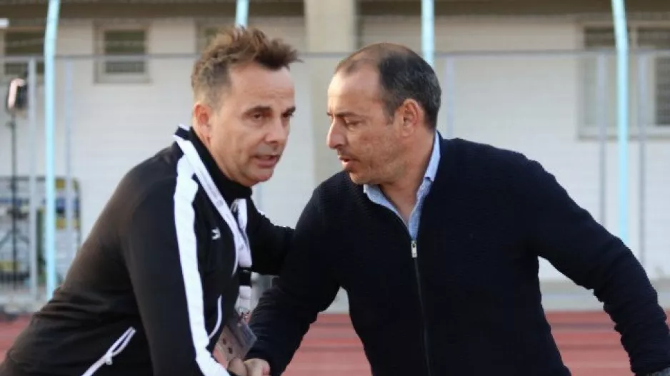 "Χ" με... χαμένο