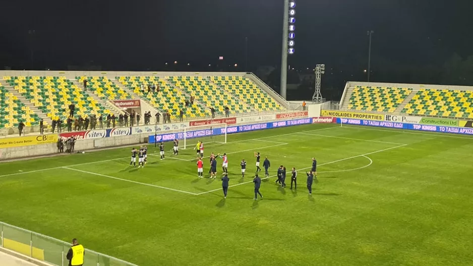 (Βίντεο Kerkida) Φάνηκε στο χειροκρότημα