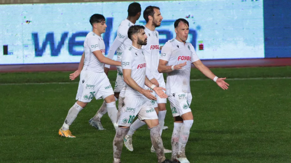 Οι 9 νίκες και τα... ημίχρονα!