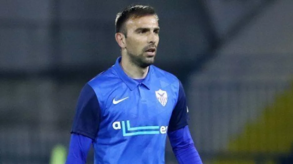 Έτσι... ο Αζέρ!