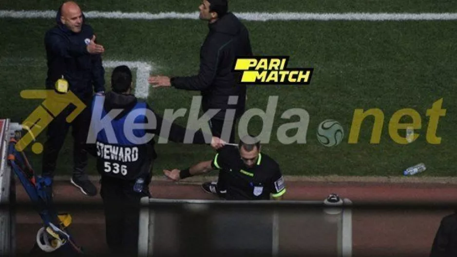 Σε On field review ο Θεουλή, σφύριξε επιθετικό φάουλ
