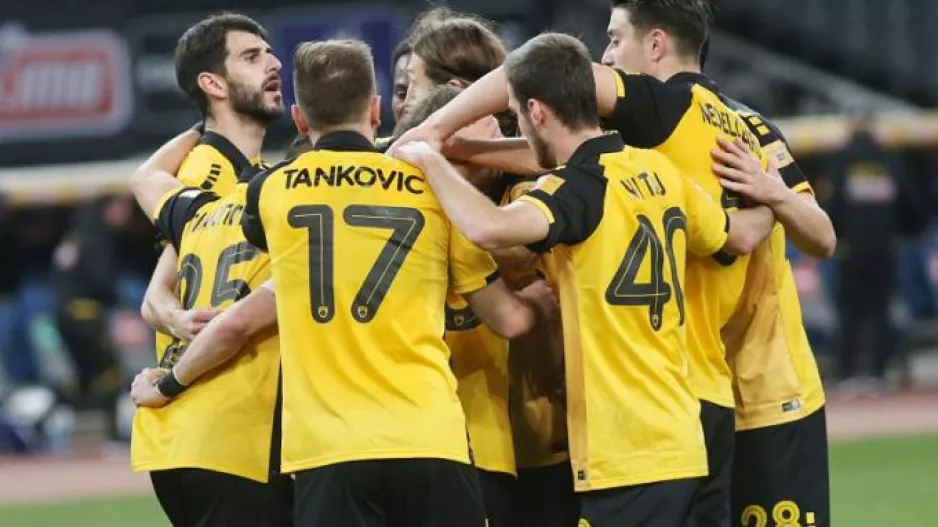 Νίκη α λα Χιμένεθ!