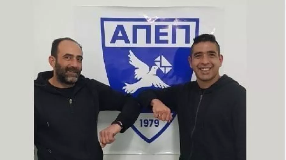 Εδωσαν τους... αγκώνες με "Πούλπο"
