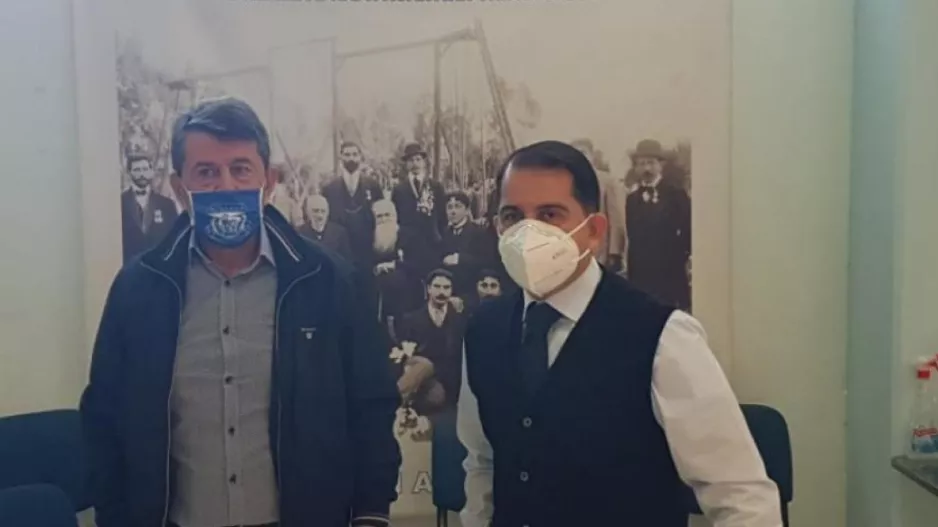 Τρεις μεταγραφές για τον... τίτλο
