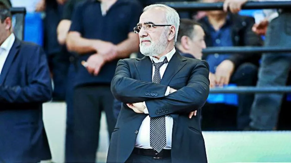 Μιλάει με την ομάδα ο Σαββίδης