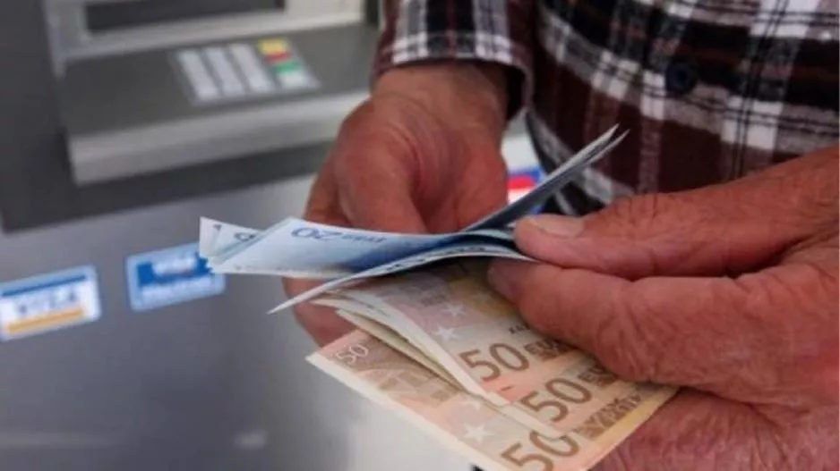 Αυτοί οι συνταξιούχοι δικαιούνται τα €710