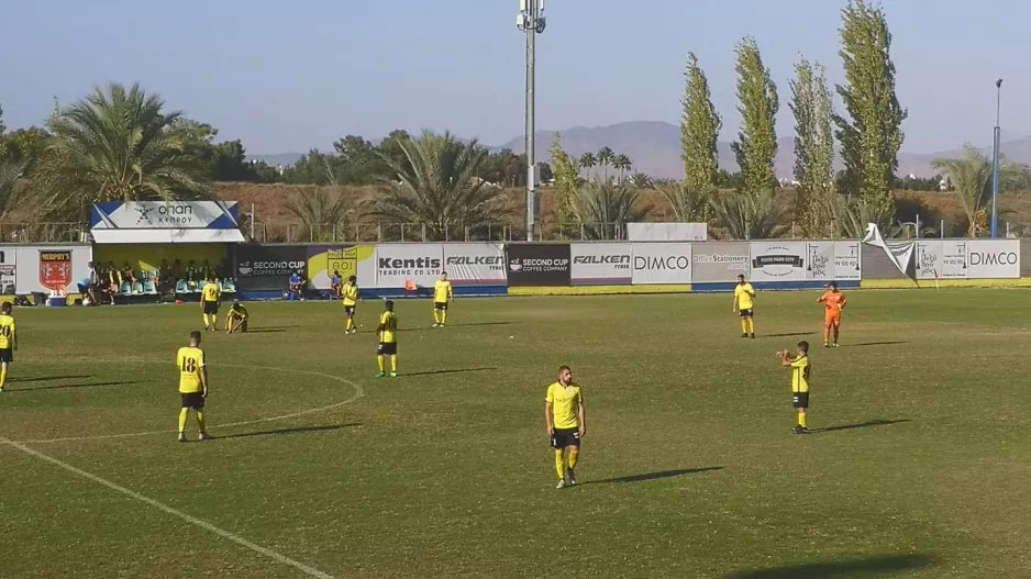 "Εκνευριστική αδιαφορία, πραγματικά διερωτούμαστε..."